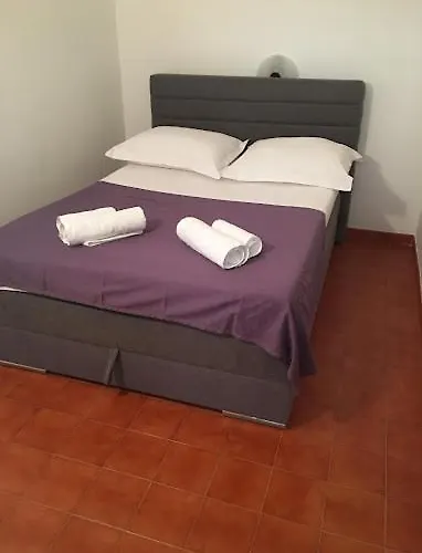 M&n Podaca