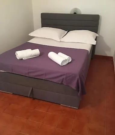 M&n Podaca